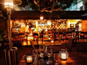 Noites com música nos restaurantes Santé 13 e Santé Lago