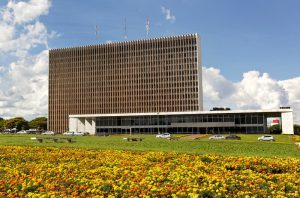 IPEDF lança Boletim do Comércio Exterior do Distrito Federal