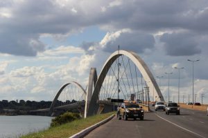 Concluída a troca das juntas de dilatação da Ponte JK