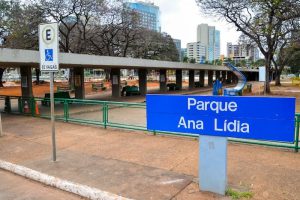 Brinquedos do Parque Ana Lídia são reformados