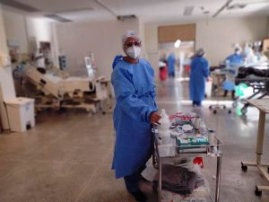 Covid-19: mães que atuam linha de frente relatam desafios