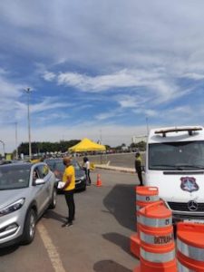 Detran orienta quanto a estacionamento irregular no aeroporto