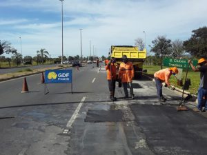 Equipes retiram 89 toneladas de entulho de áreas nobres