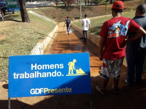Passagens de pedestres do Eixão estão limpas! Vamos preservar?