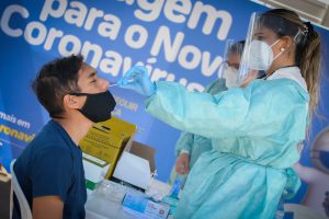 Plano Nacional de Testagem para a covid-19 começa pelo DF