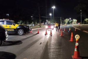 Fiscalização aborda mais de 650 veículos no fim de semana