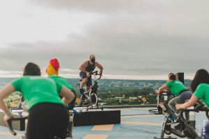 Fitness em dose dupla: Neste sábado e domingo (07 e 08) agende sua aula na Spin Cycle e ganhe a do seu paizão