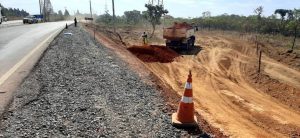 Iniciada a construção de rotatória em trecho da DF-001