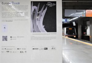 Exposição leva cultura europeia às estações de metrô