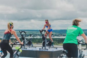 Brasília sedia treino de bike nas alturas