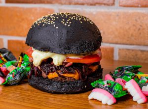 Hamburguerias de Brasília celebram o Halloween
