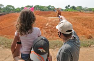 Confira o que abre e fecha no feriadão do Dia de Finados