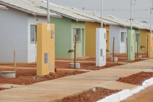 Governo do Distrito Federal trabalha para legalizar 150 mil moradias