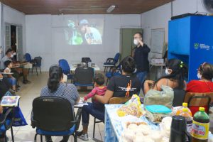 Curso de português ajuda estrangeiros na busca de trabalho