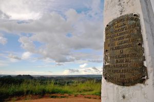 Um centro cultural e de lazer para abrigar a Pedra Fundamental