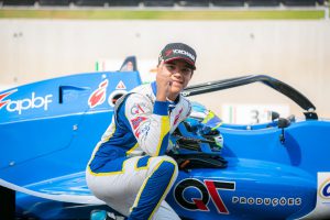 Brasiliense de 14 anos estreia em primeira F4 no Brasil