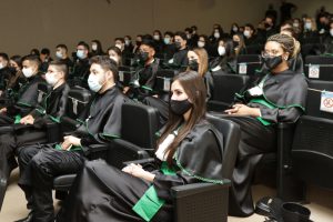 Escola Superior de Ciências da Saúde forma 78 médicos