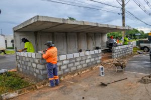 GDF constrói ponto de apoio para motoboys no Lago Norte