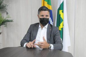 ‘O consumidor não deve comprar por impulso’