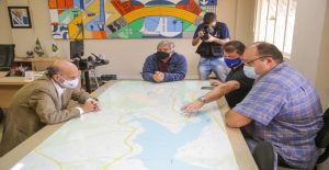 Governador em exercício, Paco Brito, visita obras de melhorias no Lago Sul e ressalta trabalho do GDF na região