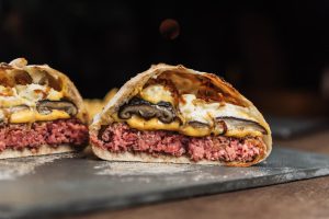 Dia de São Valentim inspira cardápio romântico nos restaurantes Cantucci Osteria, Grano & Oliva e Inforno Burger