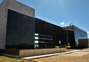 Oportunidade de bolsas de pesquisa para estudantes do ensino médio