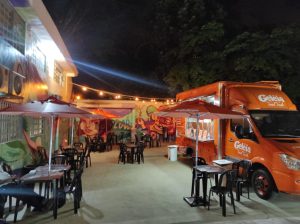 Geléia Burger inaugura novo ponto com hambúrguer a R$ 1