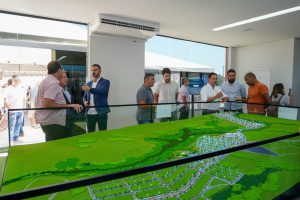 Moradores do DF conhecem projeto de bairro planejado em Valparaíso de Goiás