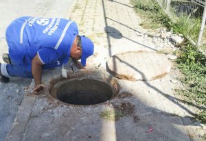 Limpeza de caixas de gordura ajuda a preservar o meio ambiente