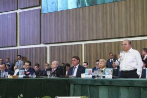 Em Goiânia, governador reforça importância do papel social das igrejas