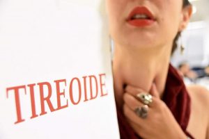 Hoje é dia de reforçar a importância de cuidados com a tireoide