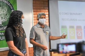 Jardim Botânico recebe curso sobre coleta seletiva