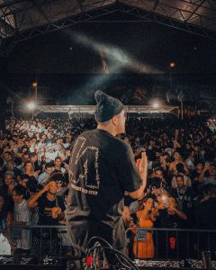 Fora do Eixo recebe o Dj BR da Tijuca nesta sexta