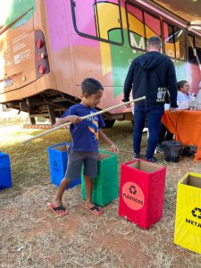 Crianças aprendem coleta seletiva na Semana do Meio Ambiente