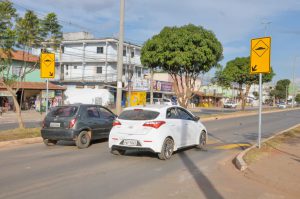 Ruas sinalizadas garantem mais segurança em São Sebastião