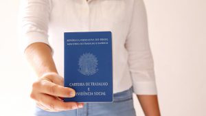 Segundo pesquisa do ObservaDF, a taxa de desemprego entre jovens do DF se aproxima de 40%