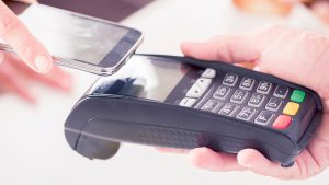 Carteira digital: entenda os perigos dessa prática