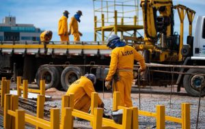Melhor resultado desde 2010: cresce atividade e emprego na  construção civil
