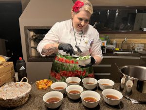 Chef italiana Ana Cláudia Morale inova gastronomia brasiliense e lança projeto Personal Chef