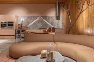 Egressos e alunos de Arquitetura e Design de Interiores do IESB participam da CASACOR Brasília