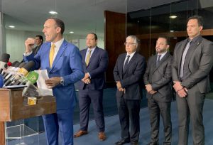Juristas e senadores apresentam carta ao Senado pela liberdade, democracia e Estado de Direito
