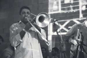 Rústico Premium Grill recebe atrações de jazz neste feriado prolongado