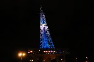 Torre de TV vira ponto do Natal brasiliense