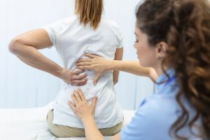 Dores Ortopédicas: por que elas são tão comuns no verão?
