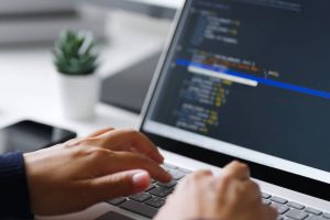 Em 2023: tecnologia e gestão prometem ser as áreas mais promissoras para o mercado de trabalho