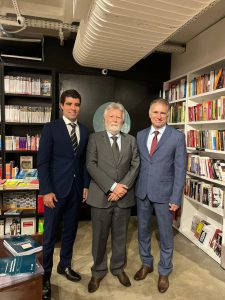 Desembargador do TJDFT e advogado de Brasília são prestigiados em lançamento de livros no Casa Park