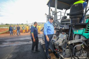 Asfalto para pista do autódromo começa a ser testado