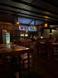 Small Farm Costelaria Gaúcha inaugura Wine Bar