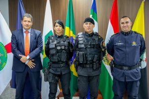 PMs agredidos em ato antidemocrático são promovidos por bravura