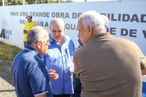 Governador visita obras do Viaduto do Jardim Botânico